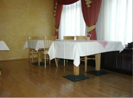 Hotel Restaurant 1000 Cologne Luaran gambar